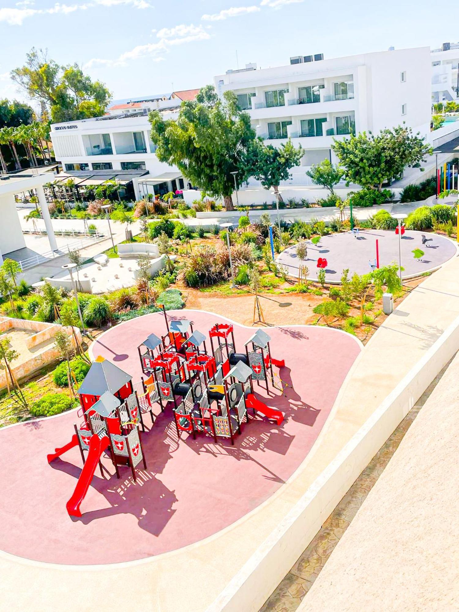 Awaken Your Hidden Goddess Retreat At Nissi Avenue - *